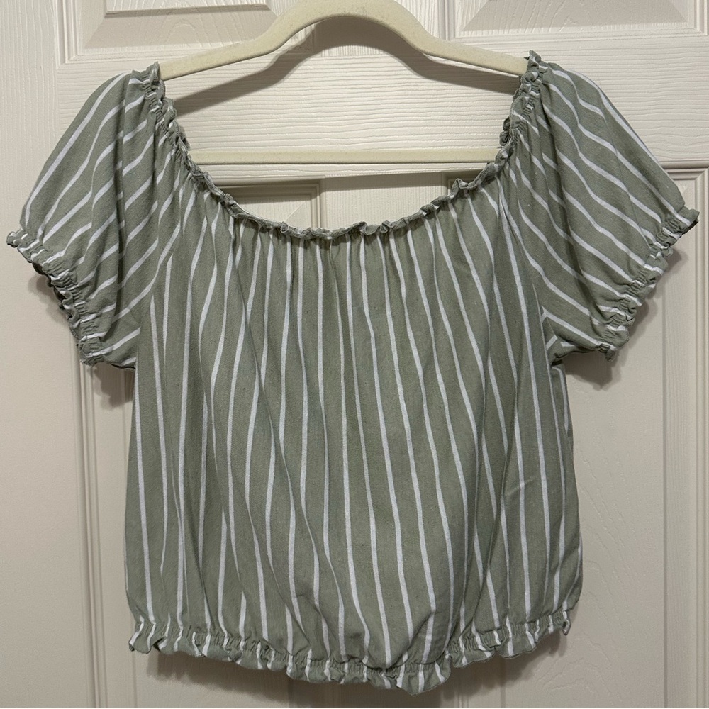 American Eagle Outfitters Medium Green Ruched Off-the-Shoulder Blouse